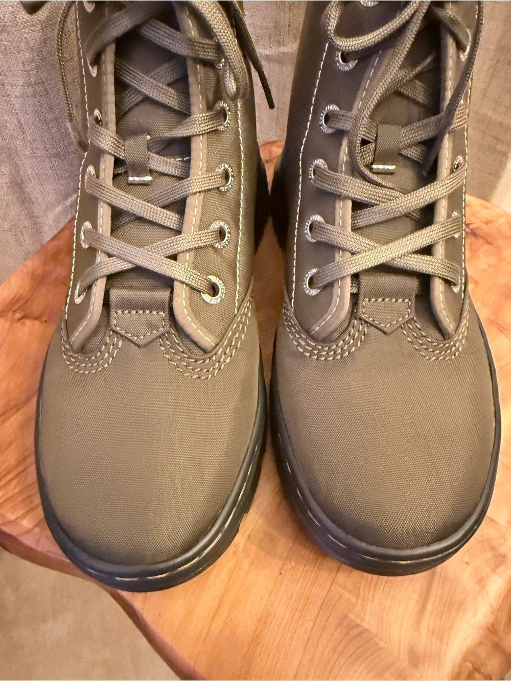 Dr. Martens Charlee Chukka Boots Olive Green NWOT Women’s US 8 EU 39 - Picture 6 of 6